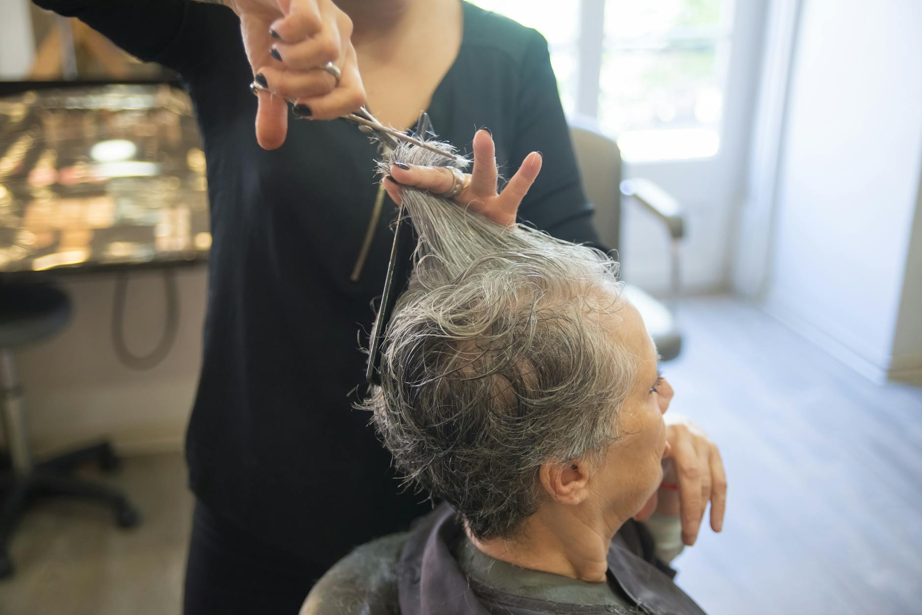 carre plongeant cest une coupe qui va a beaucoup de femme